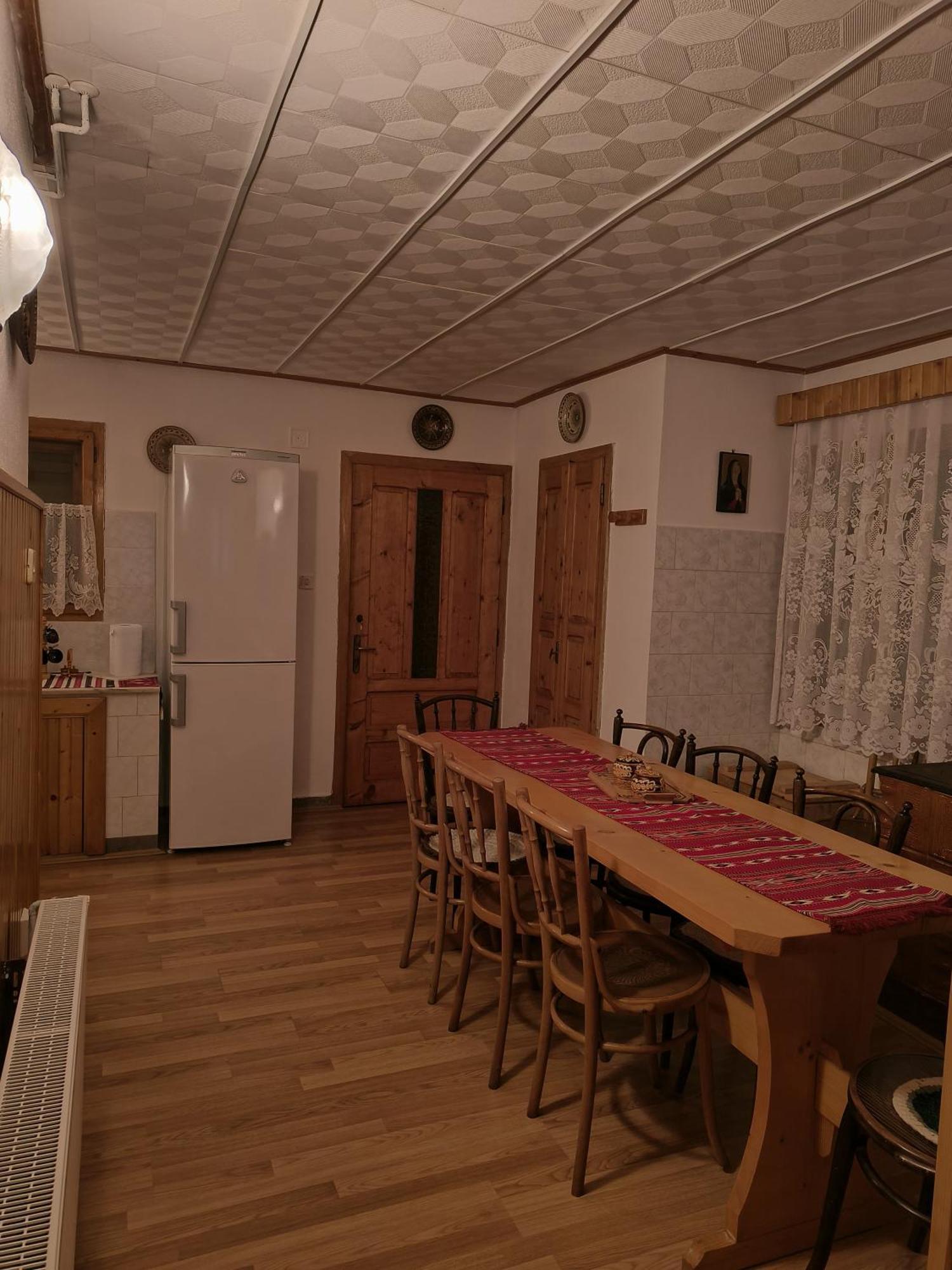 Casa Dintre Meri بويانا ميرولوي المظهر الخارجي الصورة