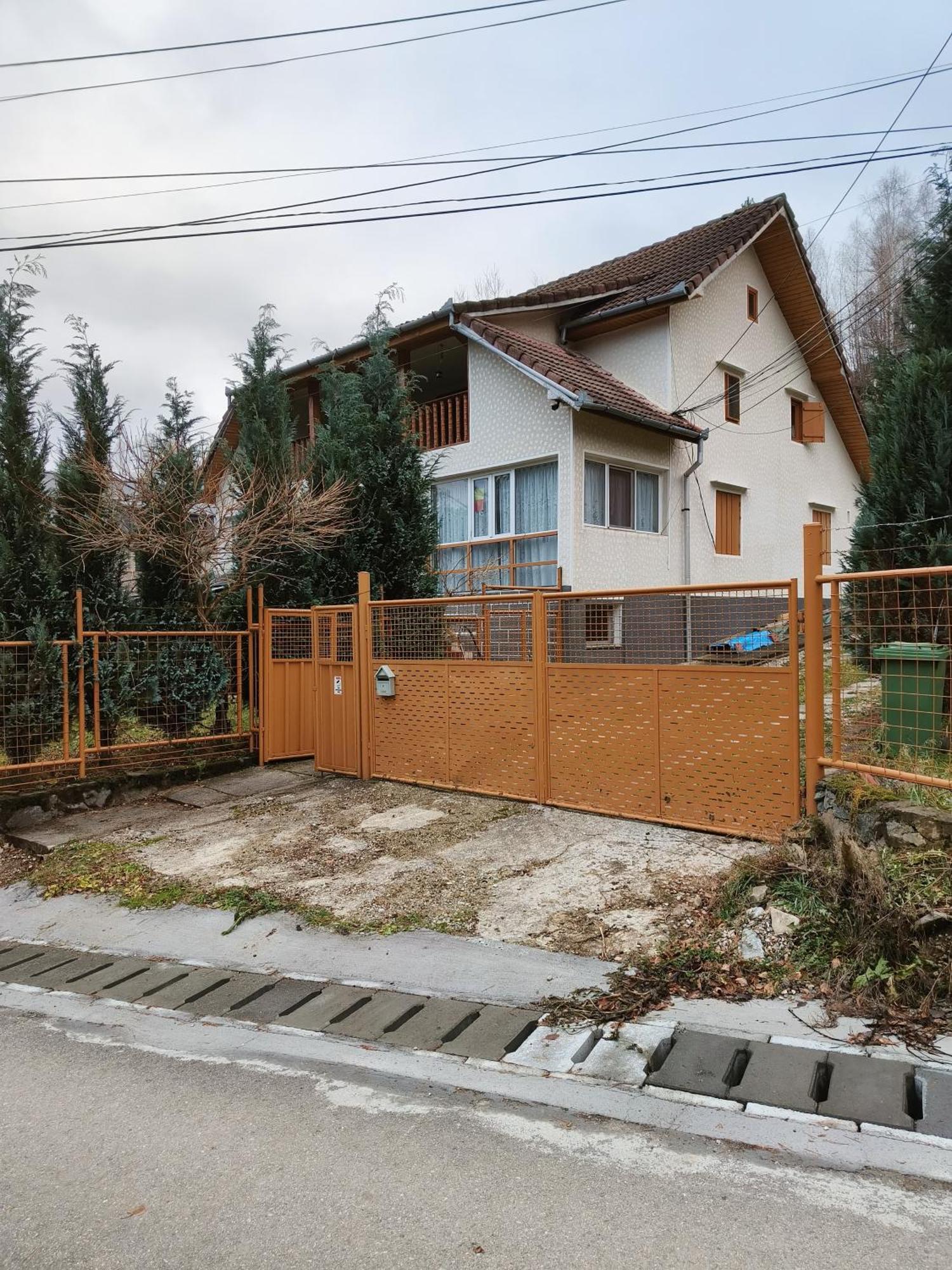 Casa Dintre Meri بويانا ميرولوي المظهر الخارجي الصورة
